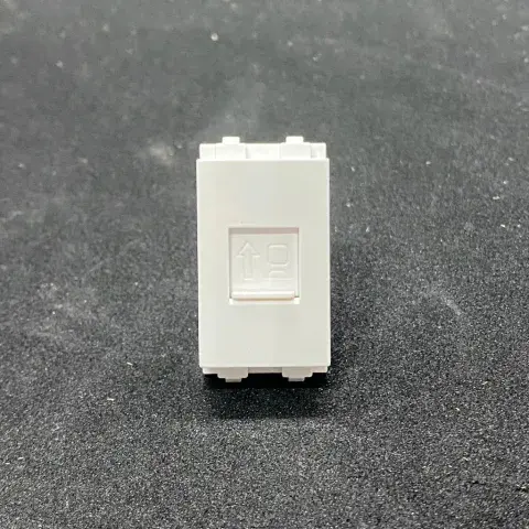 Hạt Ổ cắm Mạng Máy Tính (RJ45) Sino Vanlock S18CC31RJ5E