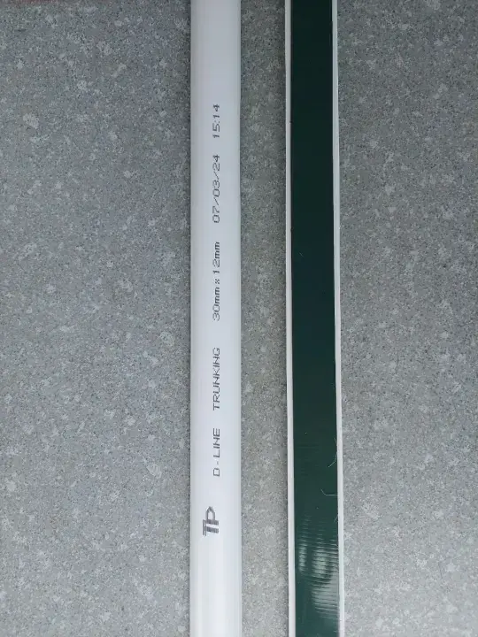 Nẹp Điện Bán Nguyệt PVC Chống Cháy Tiến Phát 1m2