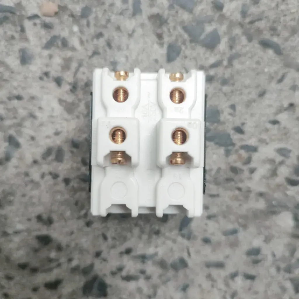 công tắc đôi  1 chiều (kép) Sino Vanlock S18CCS/2