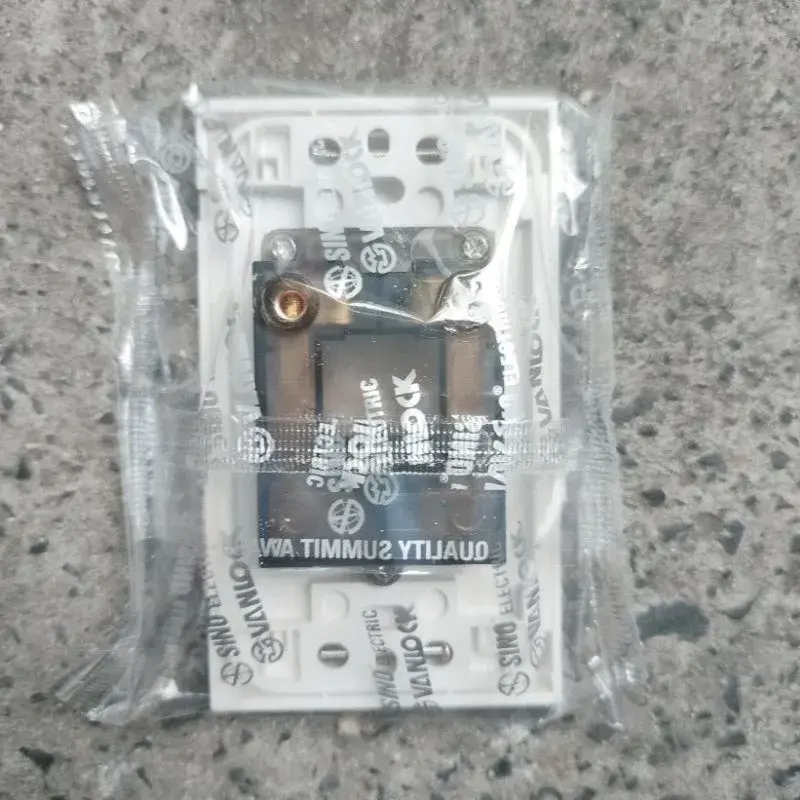 Mặt 2 Ổ 2 Chấu Sino Vanlock - S18U2