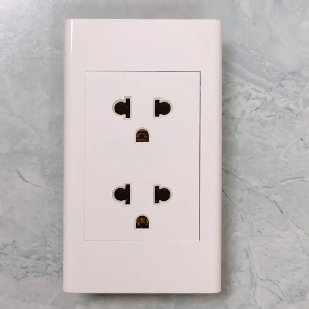 Mặt 2 Ổ 3 Chấu Sino Vanlock S18UE2