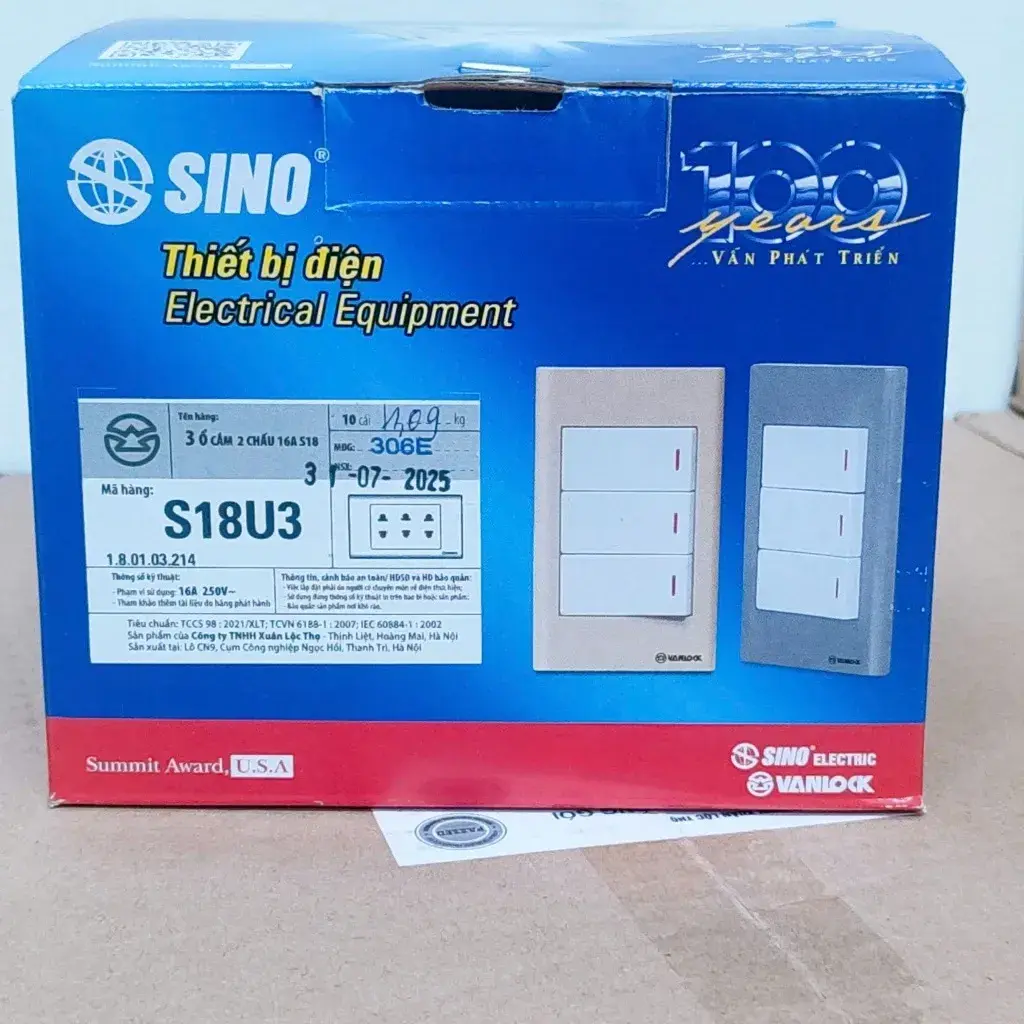 Mặt 3 Ổ 2 Chấu Sino Vanlock S18U3